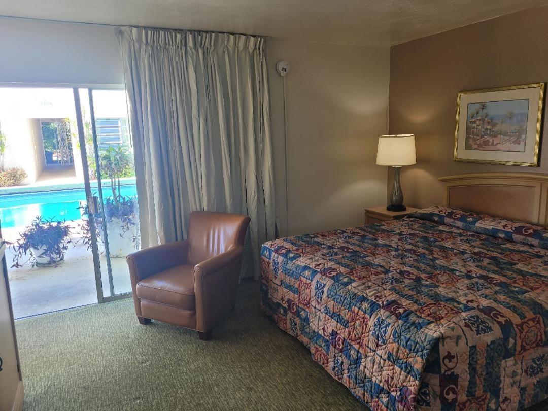 Queens Lodge Motel West Palm Beach Exterior photo